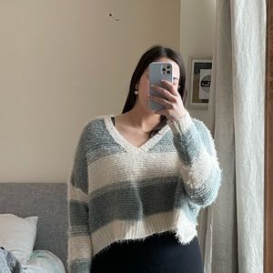 Cropped sweater